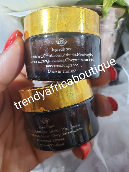 X 2 jar Clear magic vitamin C Brightening and glowing ORGANIC face cream with sun protection. 💯 satisfaction. 30g x 2