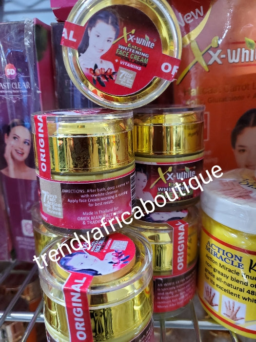 AUTHENTISCHE finale Maxitone super aufhellende Körperlotion 500 ml x 1. formuliert mit natürlichen Inhaltsstoffen, Pflanzenextrakten und kommt mit UV-SCHUTZ! Anti-Aging, Anti-Flecken, Anti-Flecken und Falten