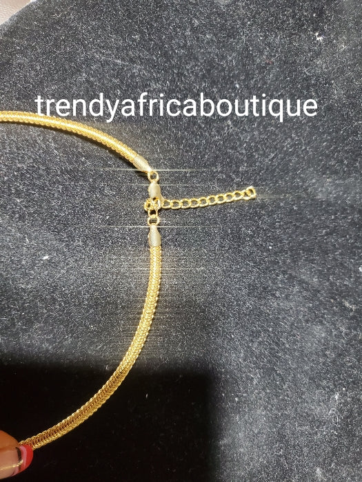 3pcs High quality 18k Gold plated pendant set. beautiful flower pendant with matching earrings hoops. Sold with omega chain. Classic for casual wear.