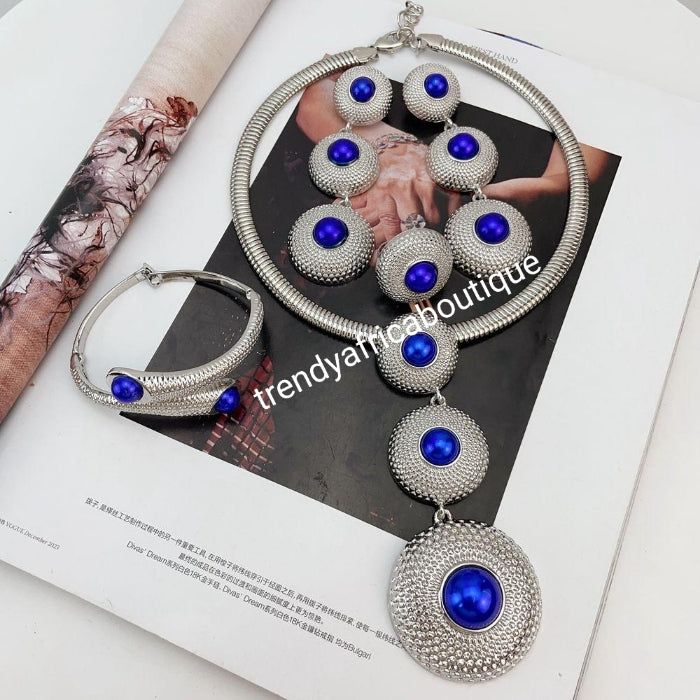 4pcs silver pendant sets with Royal blue Necklace, bangle