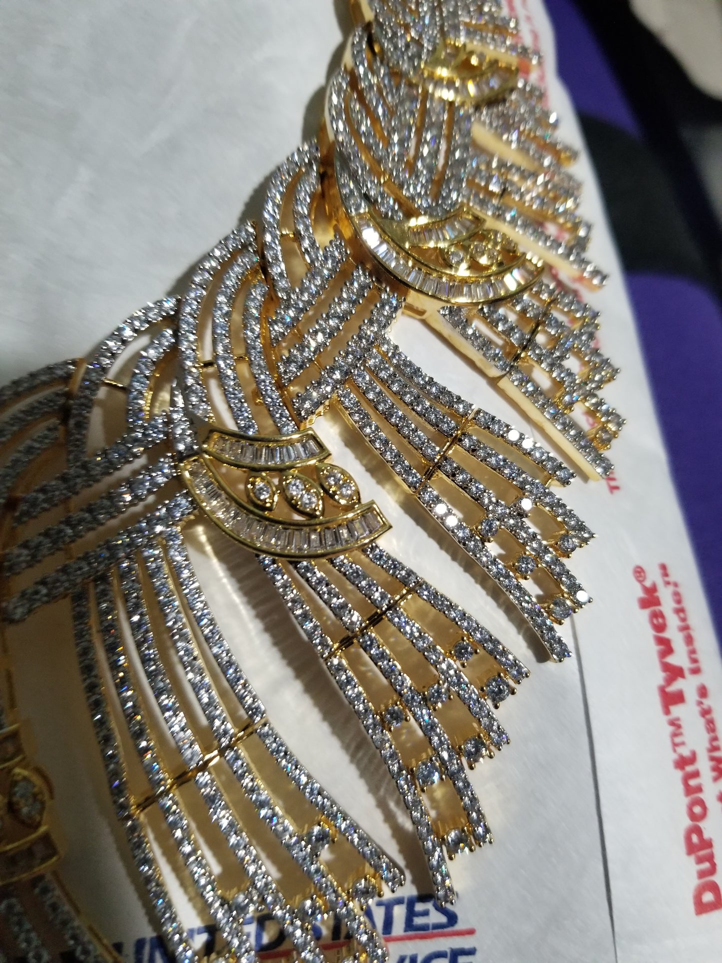 2pcs 22k electroplated Dubai Gold necklace set. CZ dazzling stones setting. Necklace and earrings. Grate quality, excellent design.