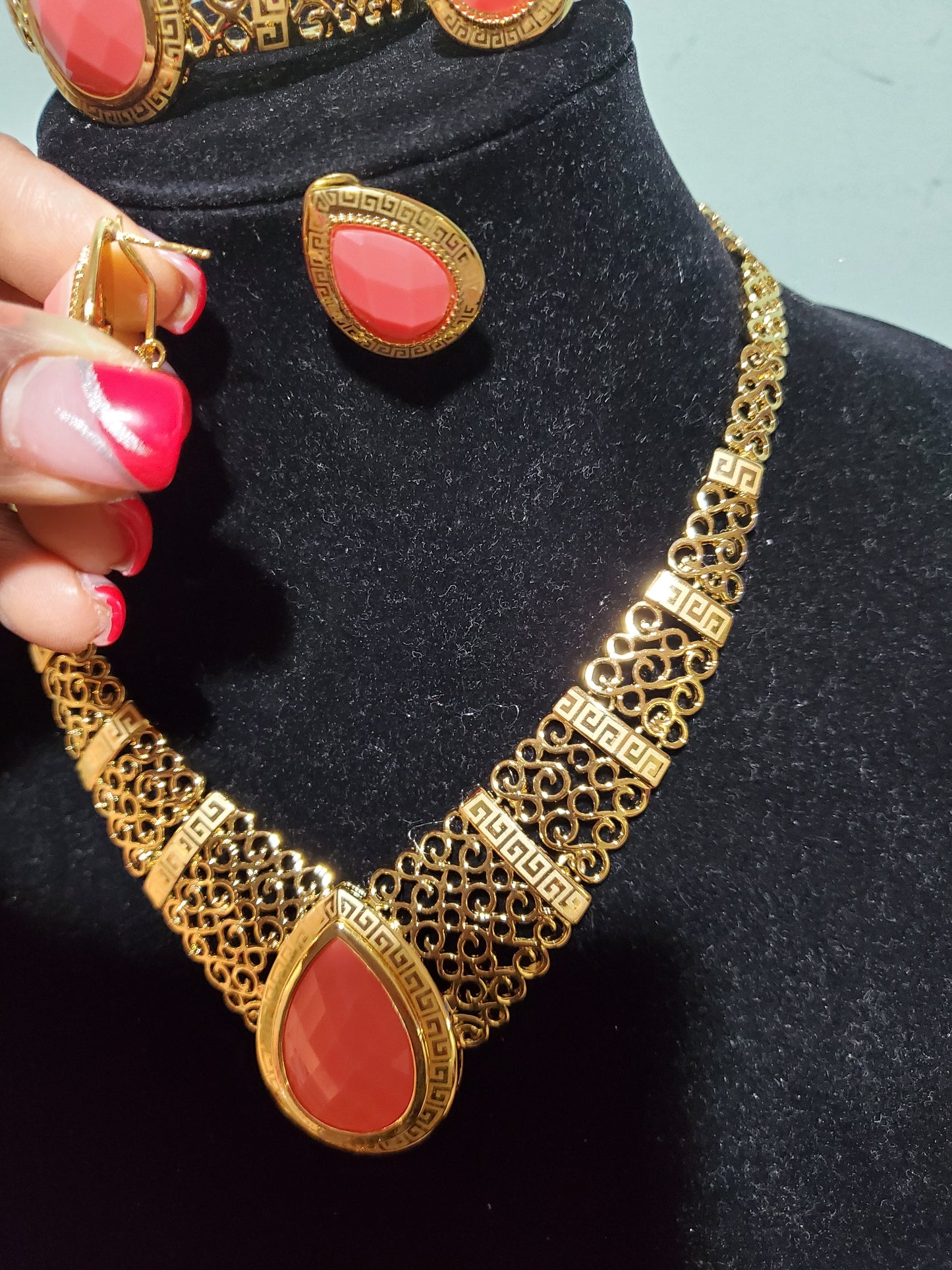 18k gold-plated high quality 4pcs necklace set. Jewelry Choker set for church and party wear. Coral bead stone set. Necklace, earrings,ring, & bangle. High quality & hypoallergenic plating