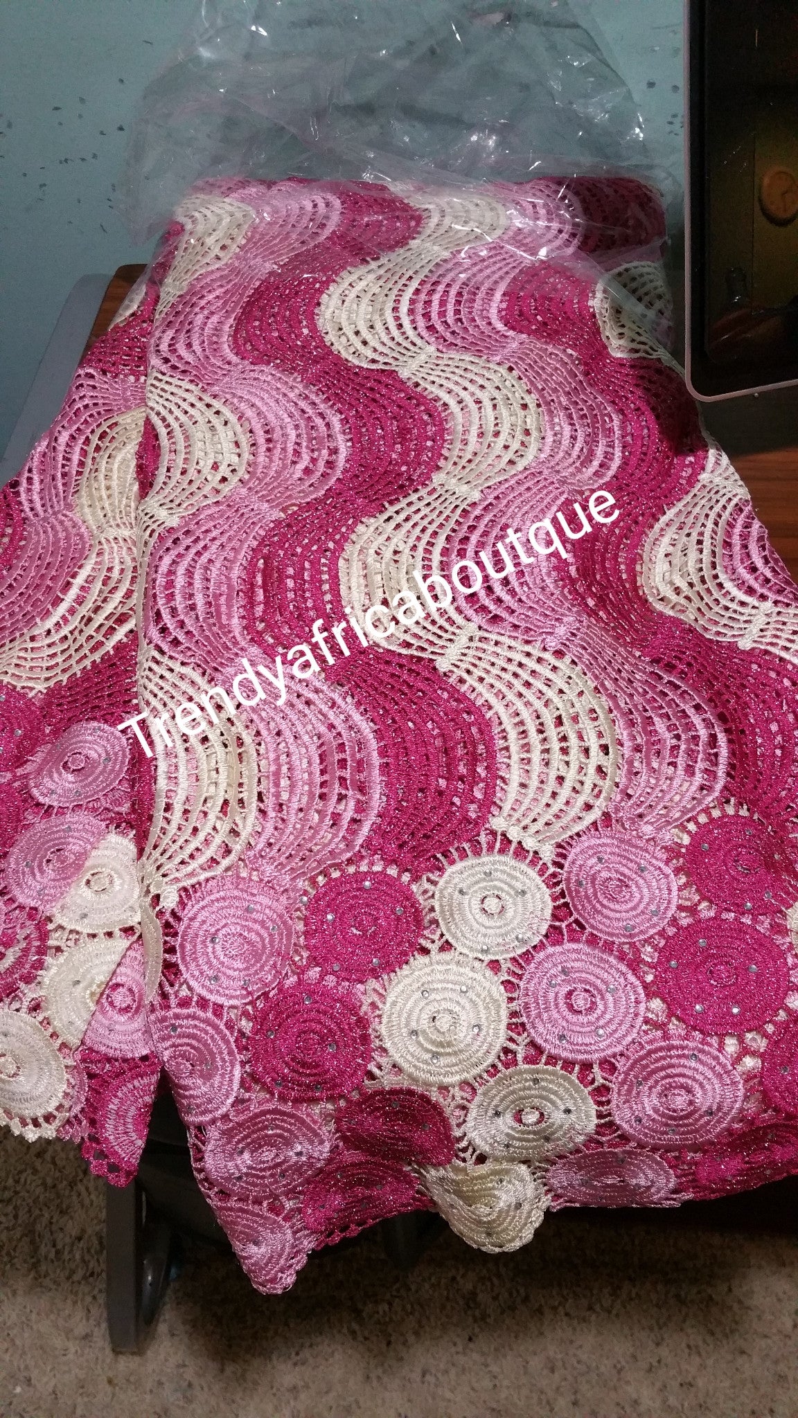 Quality Cord/guipure swiss lace Fabric for African/Nigerian Party dresses. Sold by 5yds and price is for 5 yards. Soft, quality? * elegant design