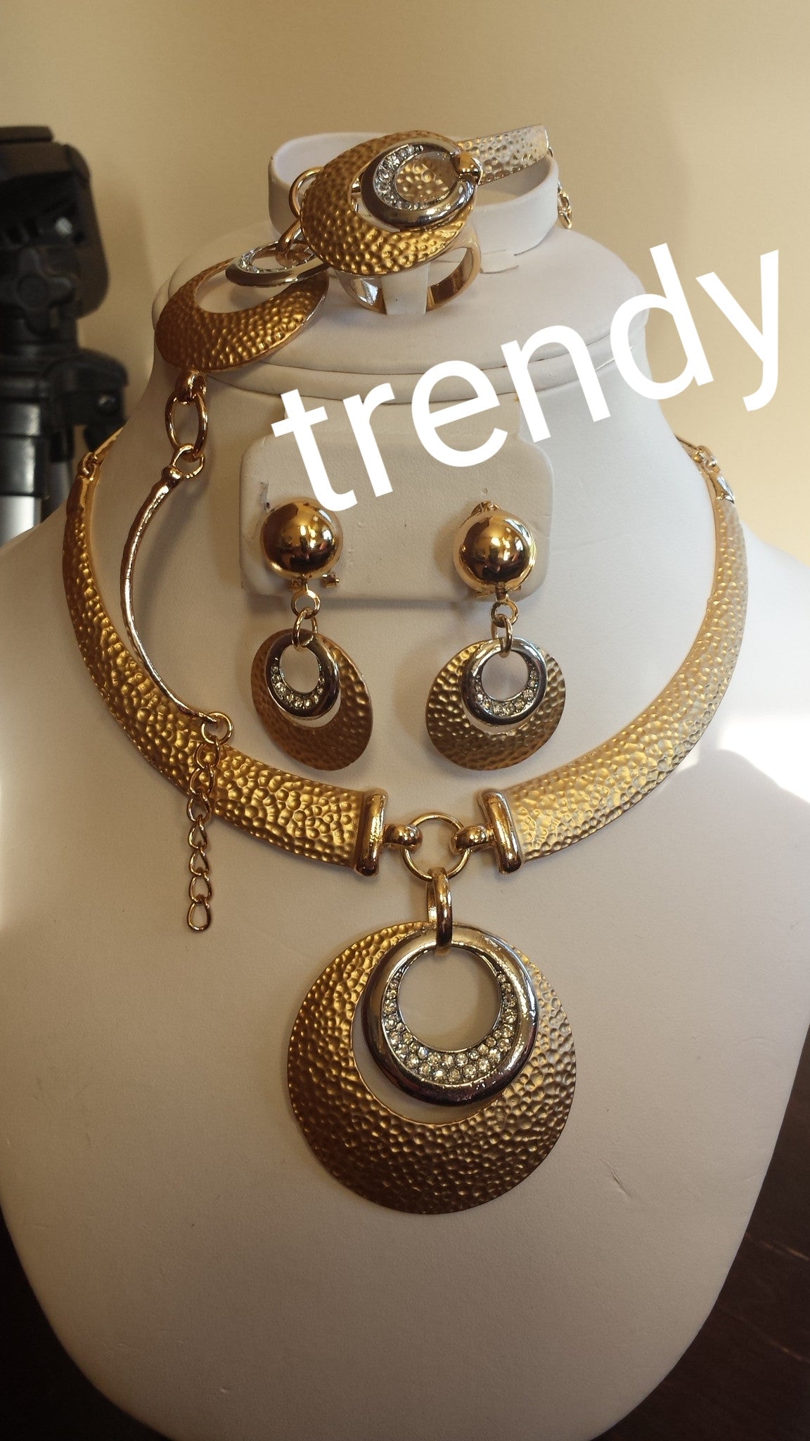 18k Gold plated, 2 tone necklace set. 4pcs. Matching jewelry set. African costume necklace set