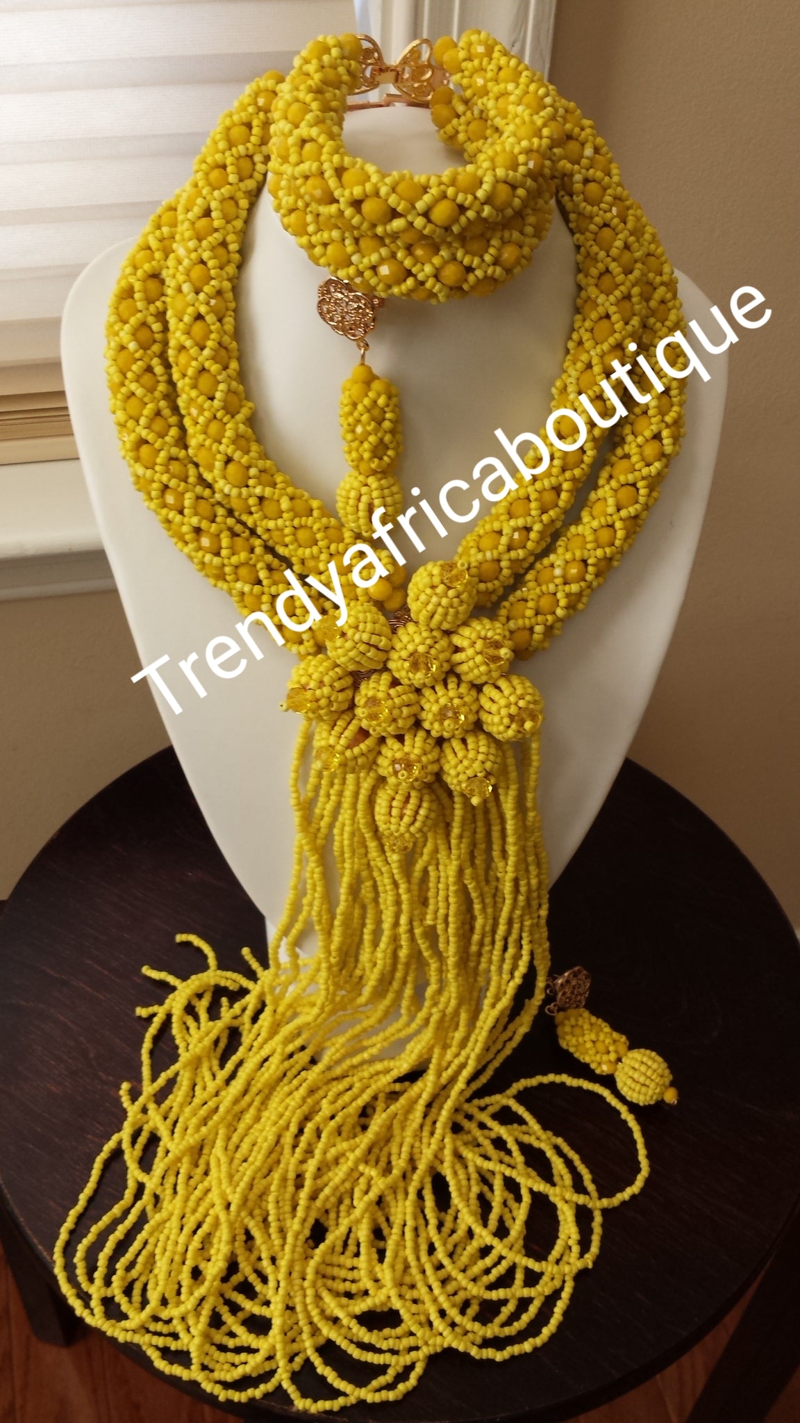 Sale, sale: Elegant yellow beaded necklace set with multi-dropping. Classic design. Coral-necklace set for African party.