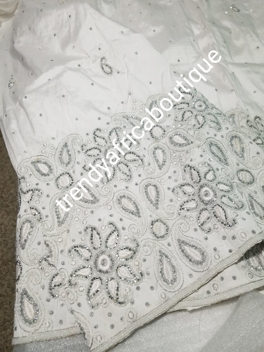 Clearance sale! Pure White/White Quality hand stoned Silk George wrapper. Nigerian Bride beautiful in White George wrapper. Sold as a set of 2 wrapper + 1.8yds Net for blouse. Niger/delta/Igbo traditional bridal outfit