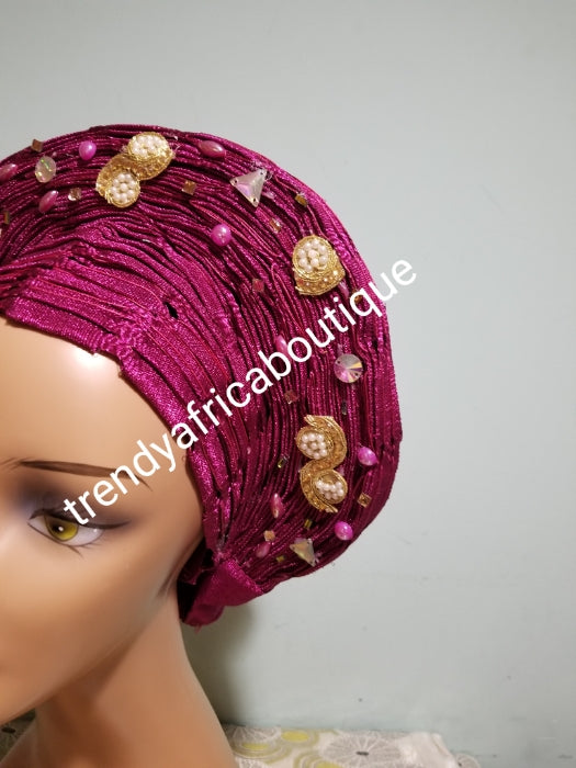 Magenta-Auto-Gele, hergestellt mit Korb-Aso-Oke. Originalqualität, gewebt in Nigeria. Auto-gele Party bereit in weniger als 5 Minuten. Einheitsgröße, einfache Verstellung hinten mit innenliegendem Klettverschluss und einfachem Knoten