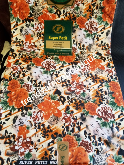 New arrival 4yds flower Ankara + 2yds plain combinations. Latest African wax print fabric. Black color mix poly cotton. AFRICAN wax print sold per 6yds. Price is for 6yds.