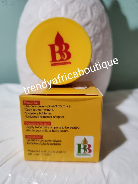 Sale: 3 pack Piment Doux Extra whitening cream. dark spots corrector and unuversal corrector of face cream 30g x 3 pack