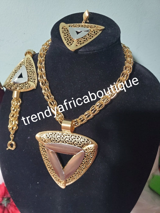3pc Big Pendant 18k Gold plated Dubai Necklace set. Sold as a set. Necklace and brace has adjustable links