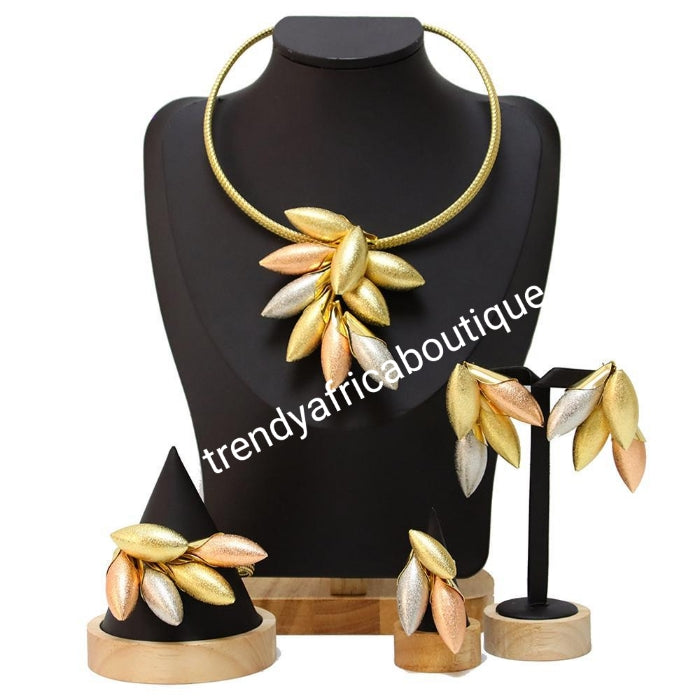 4pcs 18k 3 tone electroplated choker necklace set. matching earrings, bangle & adjustable ring. hypoallergenic plating. Sold as a set and price is for the set. As shown in display photo.