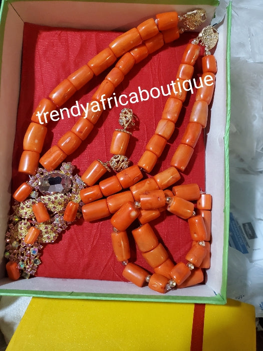 New arrival 4pcs coral-necklace set. Latest 2 rows Nigerian celebrant beaded necklace set with 2 bracelets.  Classic pendant with coral accent.  A rear find. EDO CORAL FOR TRADITIONAL WEDDINGS/EVENT