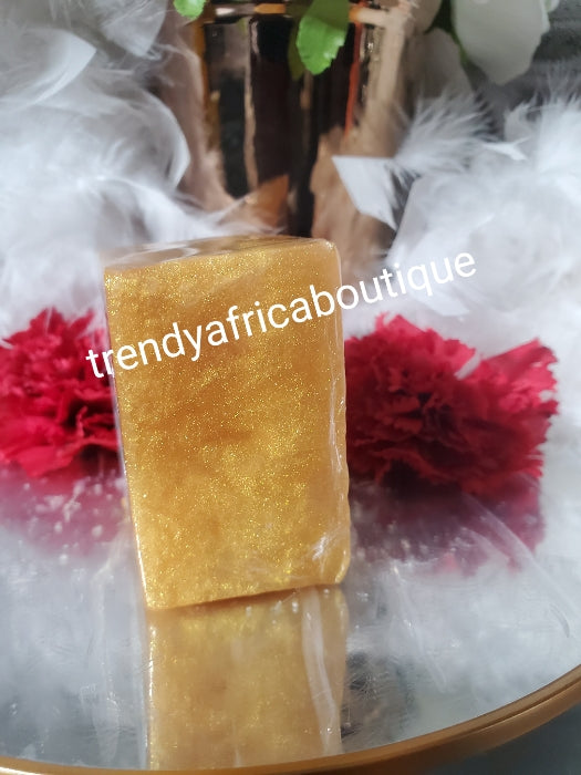 New BANGA!!! GLITZLUXURY LUMINOUS WHITE FACE & BODY SOAP. PREMIUM RADIANCE based on 24k gold and kojic acid. 250g x 1🔥👌👌👌👌 SMELL SO BEAUTIFUL!!