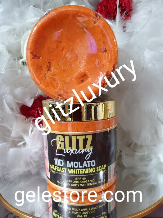 X 2 Gläser im Angebot: Oshaprapra Glitz Luxery 5D Molato Halbguss-Aufhellungs-/Behandlungs-Molato-Seifenkörper. Starke Bio-Formel. Beseitigt Knöchel, Dehnungsstreifen und mehr. 600-g-Glas x 2. 