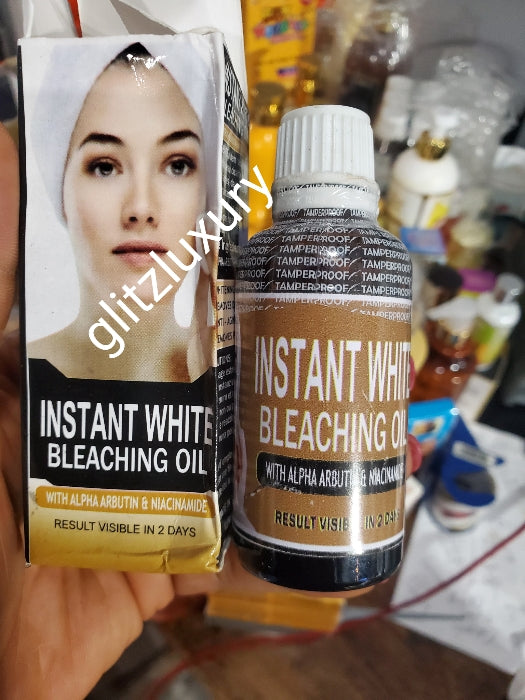 BACK IN STOCK!!! Instant white bleaching serum/oil. 50ml x 1 removes dark spots & patches, anti ageing formula. Mix into lotion. Formulated with arbutin + Niacinamide