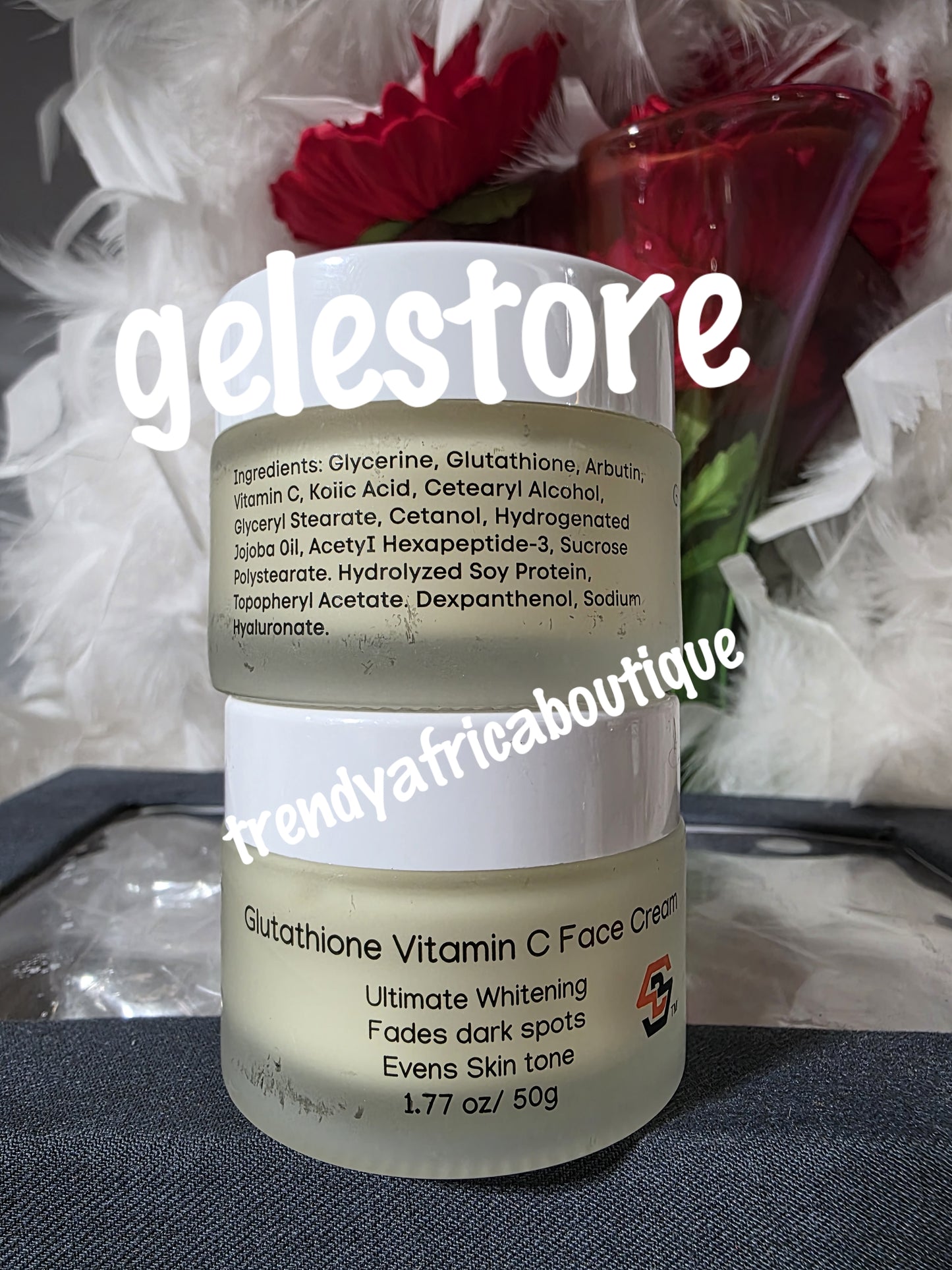 Kojic Clear Grace Action Tube Creme 50 g mit Karottenextrakten x1 Tube Creme. Mischen Sie es in Ihre Gesichtscreme oder Körperlotion. Kann direkt im Gesicht verwendet werden