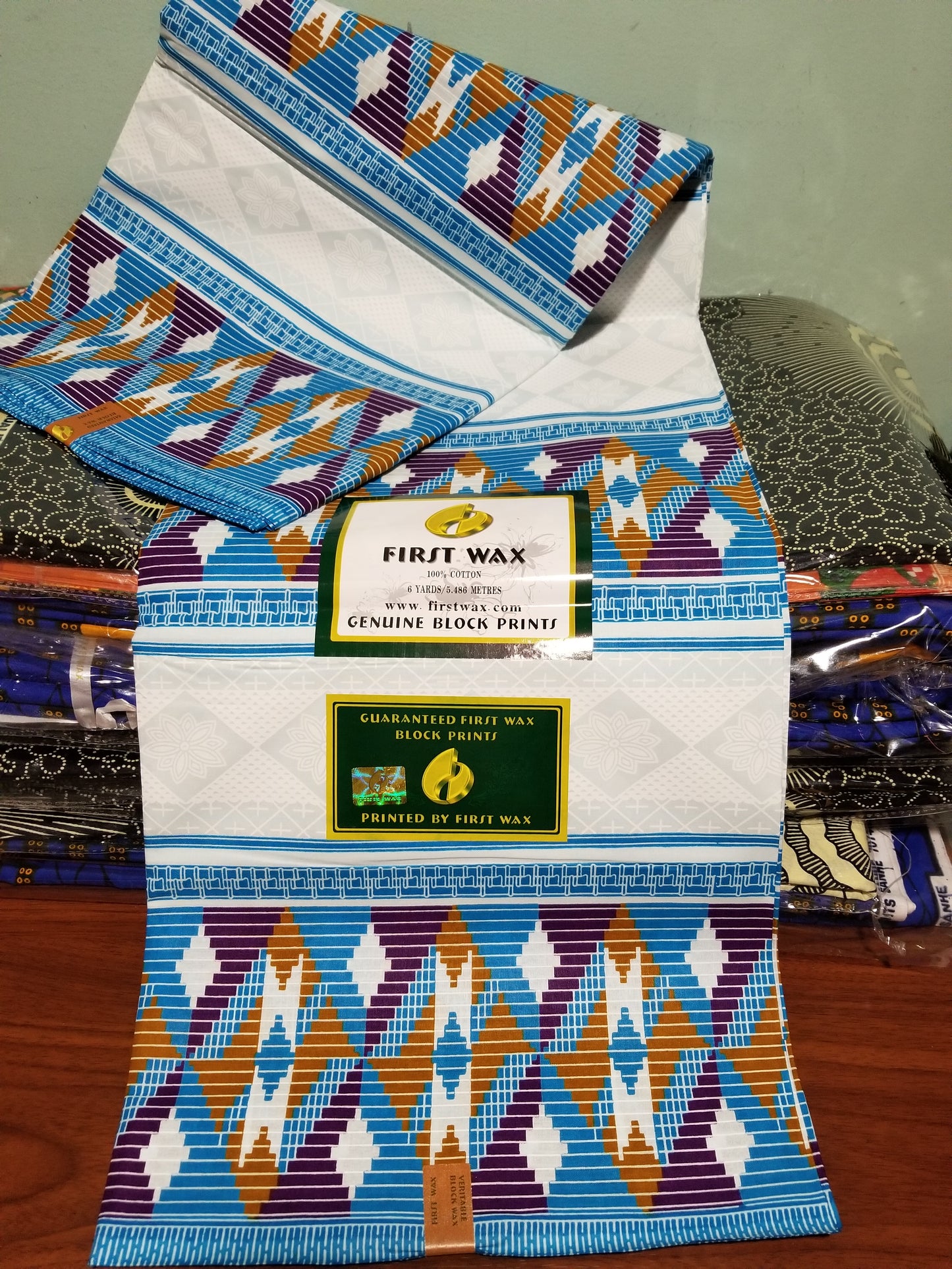 Latest Kente Ankara wax print fabric. Original luxery quality for men And women. Sold per 6yds. 100% cotton Ankara wax print fabric.