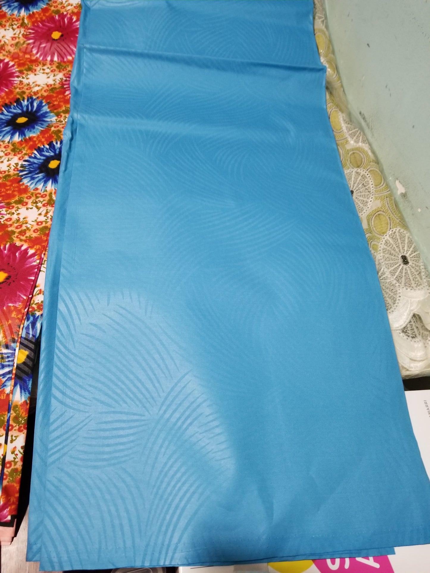 New arrival 4yds flower Ankara + 2yds plain combinations. Latest African  wax print fabric. Turquoise blue color mix poly cotton. AFRICAN wax print sold per 6yds. Price is for 6yds.