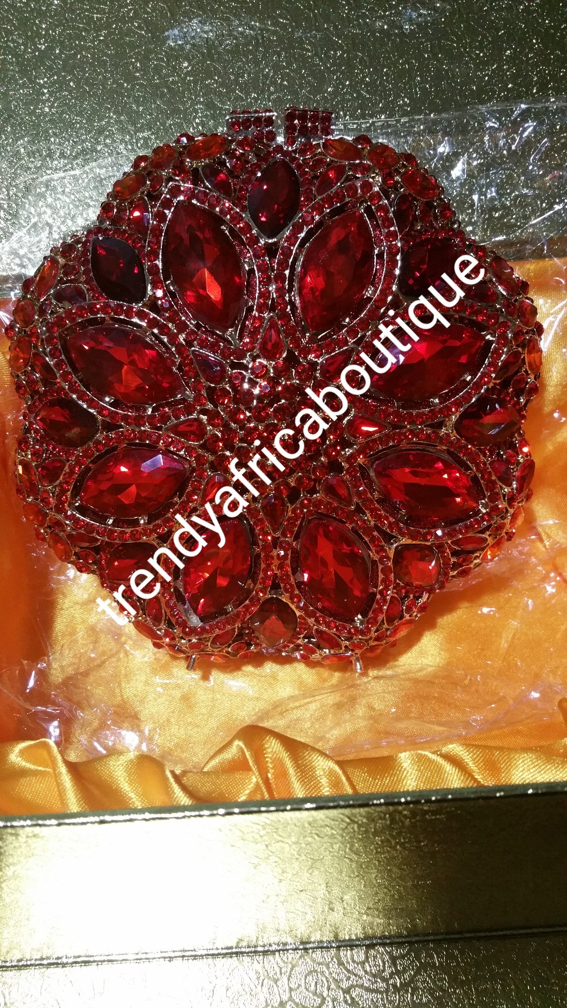 Clearance Red Crystal Clutch\purse for weddings. Hand held clutch 7"×7"