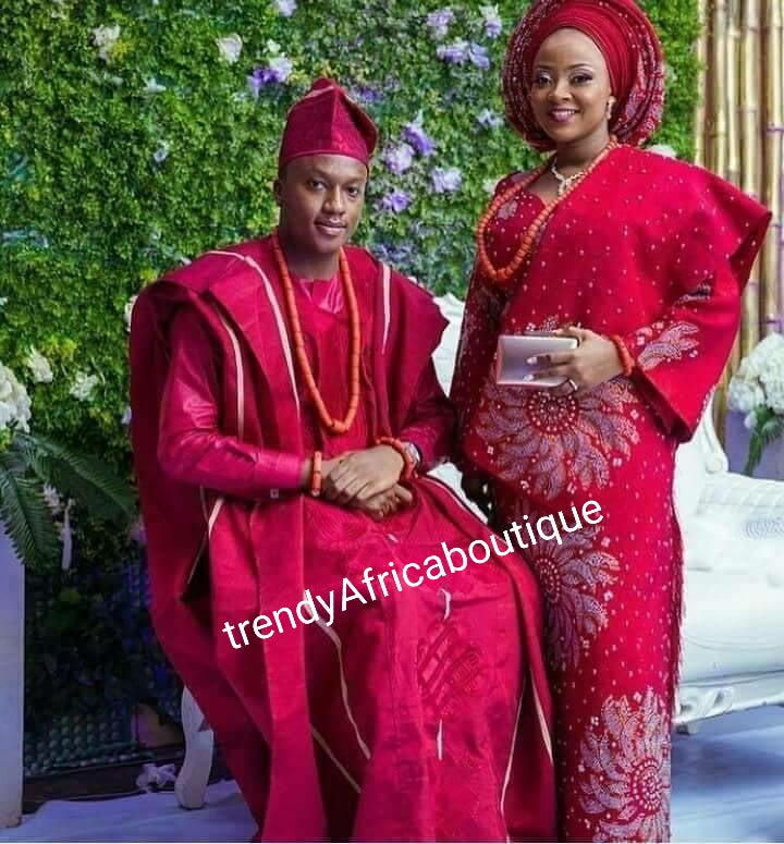Wine/Silver aso-oke set for couple, or individual person. Custom-made Nigerian Traditional woven aso-oke for wedding or big ceremoney. Made-to-order only. 4pc set Female, 2 pec. For men. Can be made in your choice of color. 6-8 weeks to make and deliver
