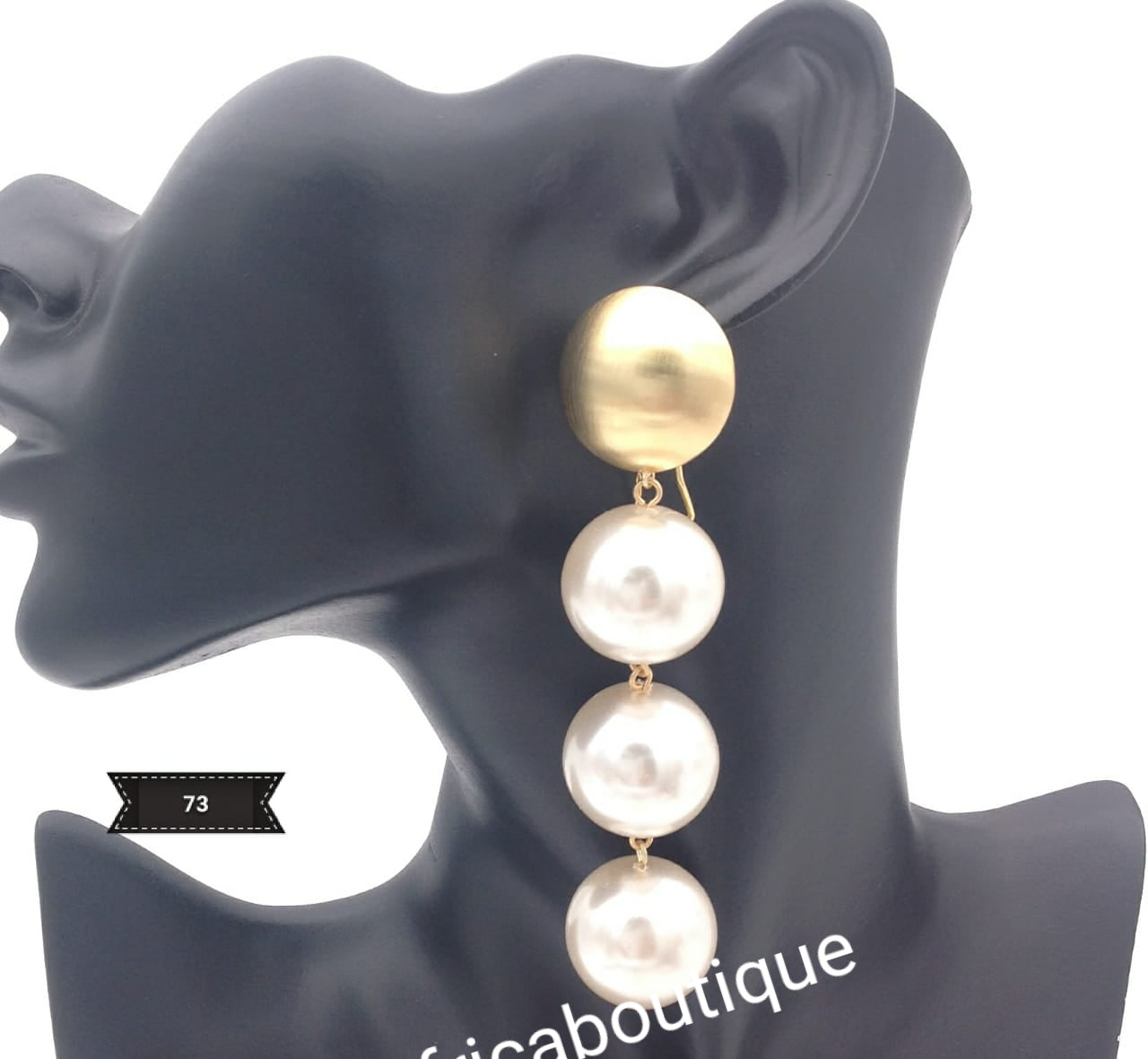 Latest drop-earrings in gold and white pearls. Top quality made hypoallergenic