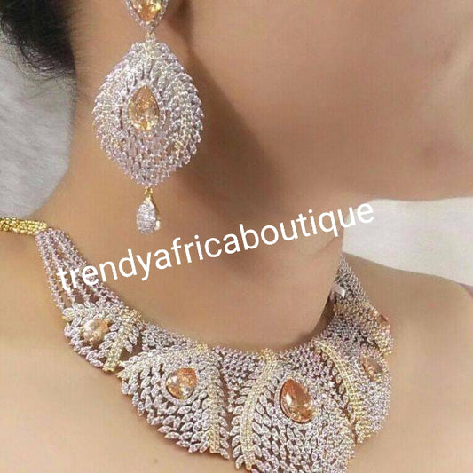 New arrival of 2pcs set of 22k Electroplated high quality CZ diamond stones in white/gold. Quality stone setting. Hypoallergenic plating. You can count on our quality jewelries. Beautiful Bridal jewelry set