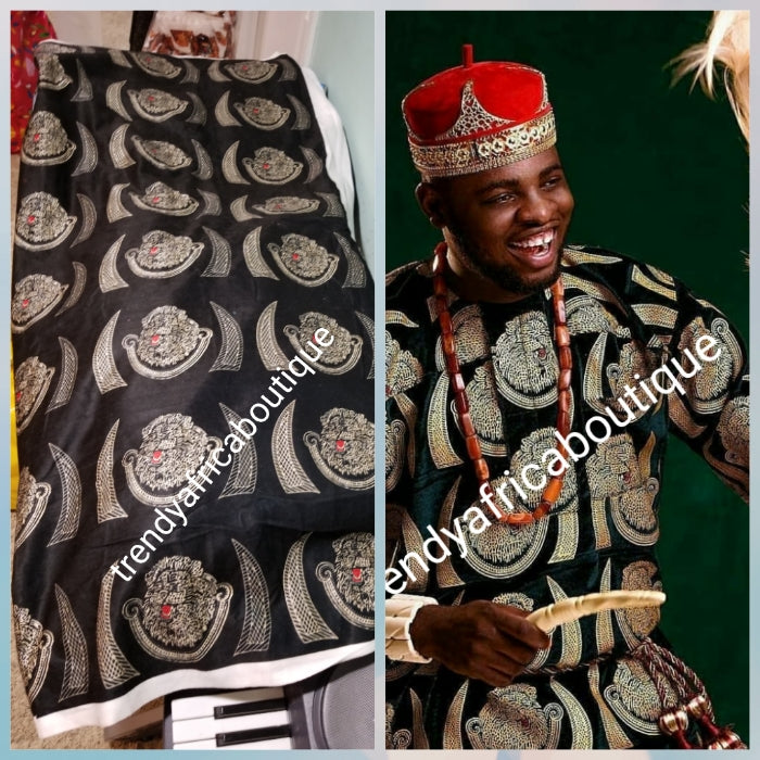 Sale; Original quality Black/champagn Gold Isi-agu wrapper, Igbo traditional wrapper use by men or women. Sold per yard, price is for one yard. Nigerian/igbo ceremonia fabric. Soft texture, authentic isi-agu fabric. Igbo Tiger head fabric.