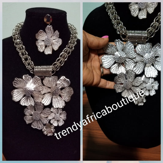 Back in stock: High Quality Dubai 18k silver plating costume jewelry set for African wedding. Big Elegant necklace set 2pcs. The big set classy attention costume jewelry. High quality electroplated set. Hypoallergenic