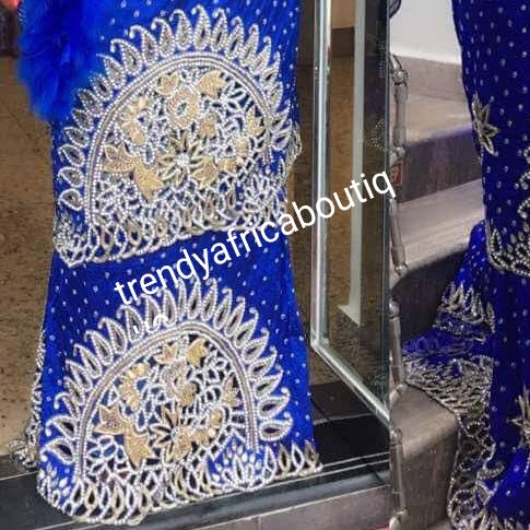 Celebrants VIP hand beaded and dazzling Crystal stones George wrapper. Produce-per-order only. Fully hand stone work design. 5yds + 1.8 yds matching net for blouse. Allow 3 to 4 weeks for production. Blouse is not made!!!. Choose your color below