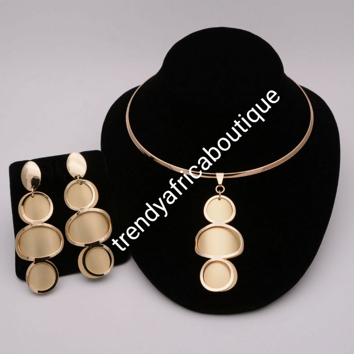 High quality 18k Gold plated 3pc pendant and drop earrings  set.  beautiful hypoallergenic pendant with matching earring, Sold with the Omega chain. Classic for casual wear.