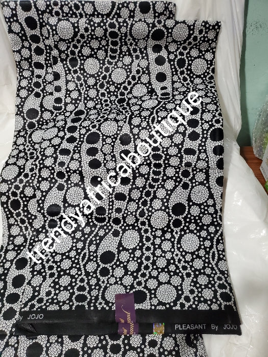 Black/white veritable 100% African Cotton Ankara wax print fabric. Sold per 6yds whole pices & price is for 6yds soft and beautiful.