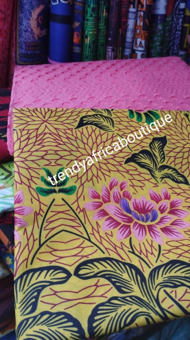 African wax print- Ankara + pink lace combination pack. 3yard ankara and 2 yards dry lace in a pack. Luxuriouse quality ankara.  Veritable wax print